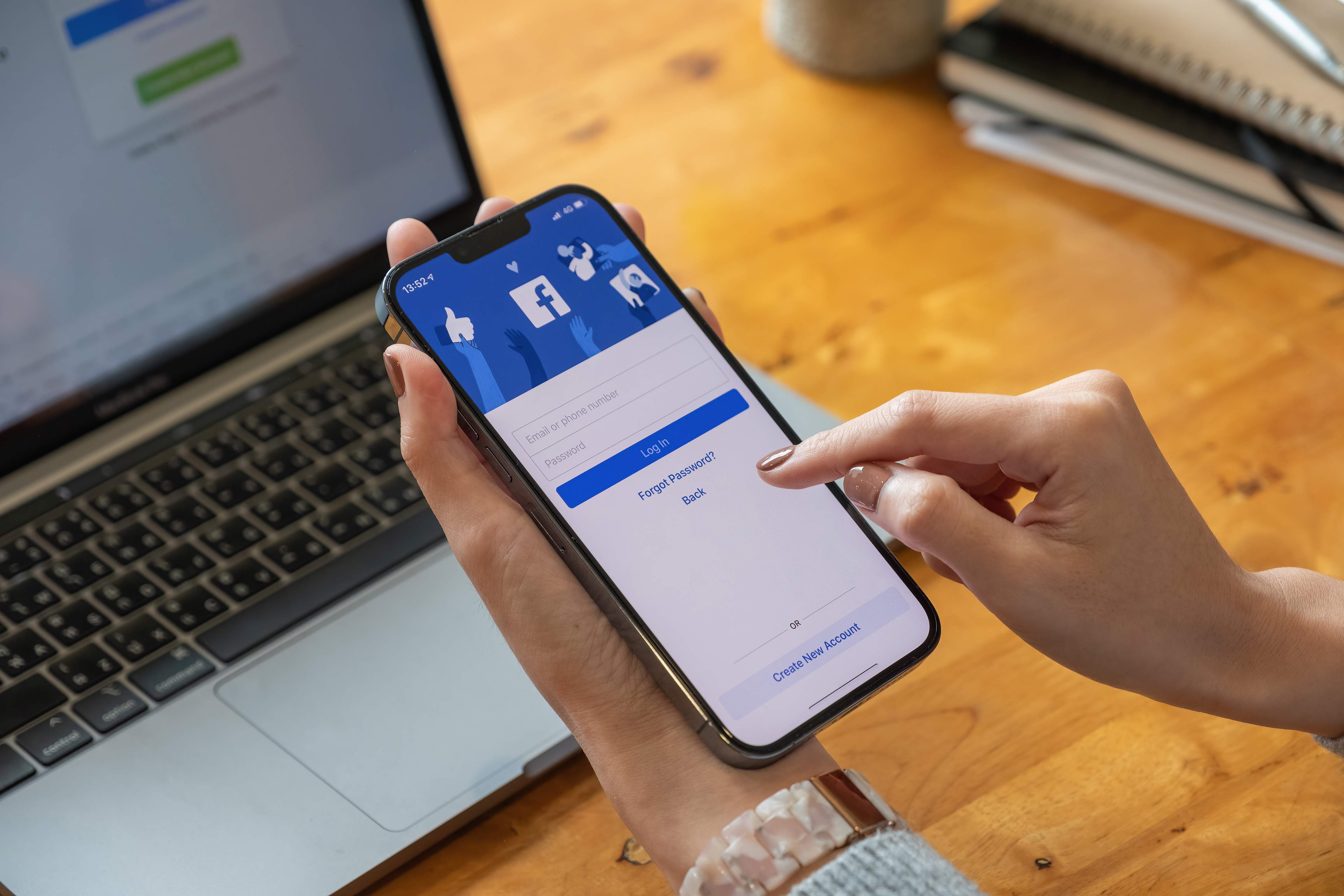 Facebook Ads for Small Businesses in Pakistan: The Complete 2025 Guide - Featured Image